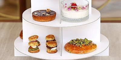 Kandilli Pastanesi İftar İçin Sunar: Ramadan Tea Box...