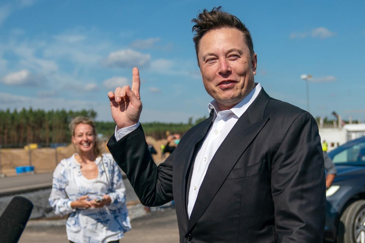 Elon Musk'tan Twitter'da tarihi değişiklik! Üyelikler kimlik kartıyla olacak, bot hesaplar tarihe karışacak