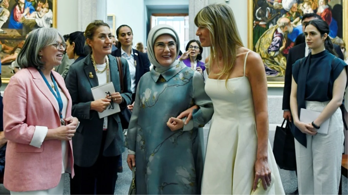 Emine Erdoğan ve İspanya Başbakanı'nın eşinden dünyaca ünlü müzeye samimi ziyaret