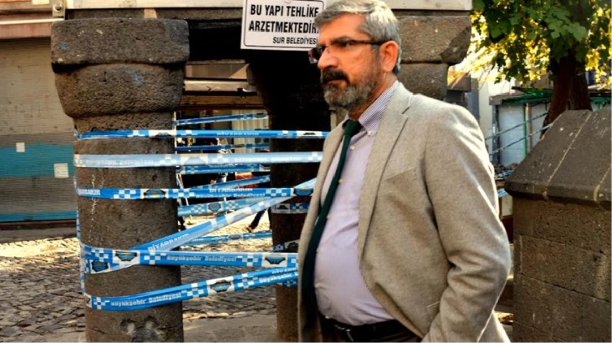 Eski Diyarbakır Baro Başkanı Tahir Elçi davasında polislerin beraat etmesine tepkiler gecikmedi