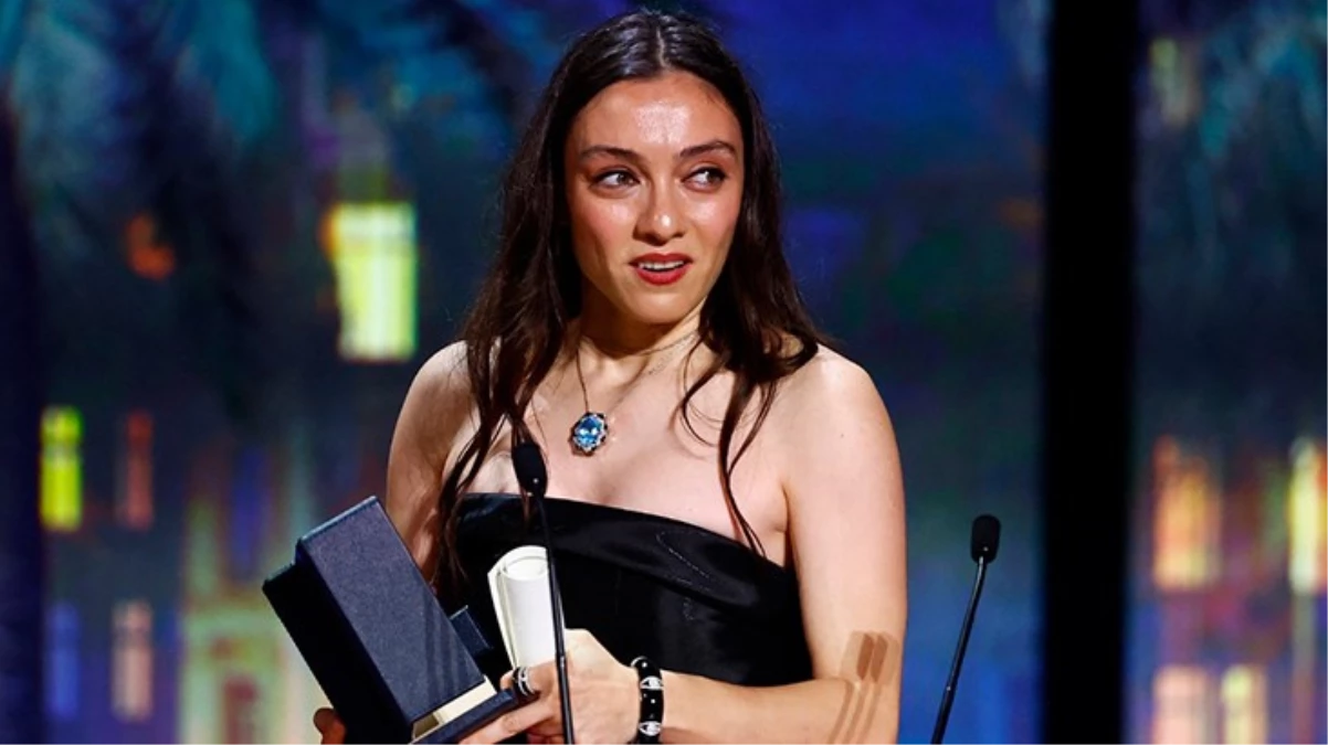 Merve Dizdar, Cannes Film Festivali'nde En İyi Kadın Oyuncu ödülünü aldı